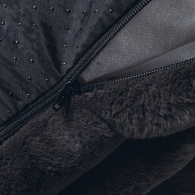 Designed by Lotte Hundekissen Reza - Anthrazit